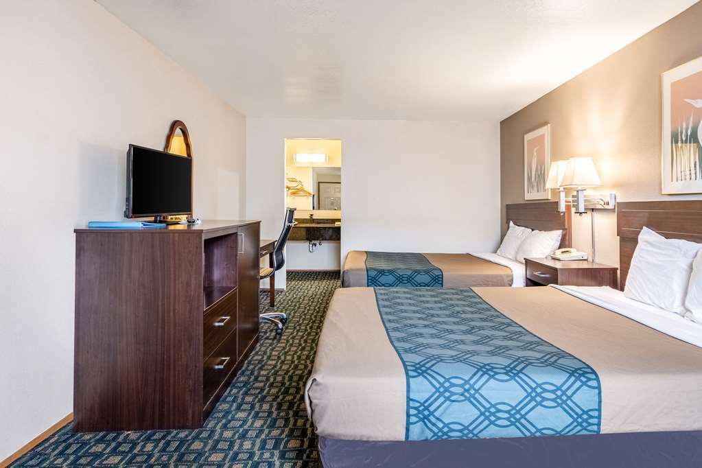 Oyo Woodland Hotel And Suites Номер фото